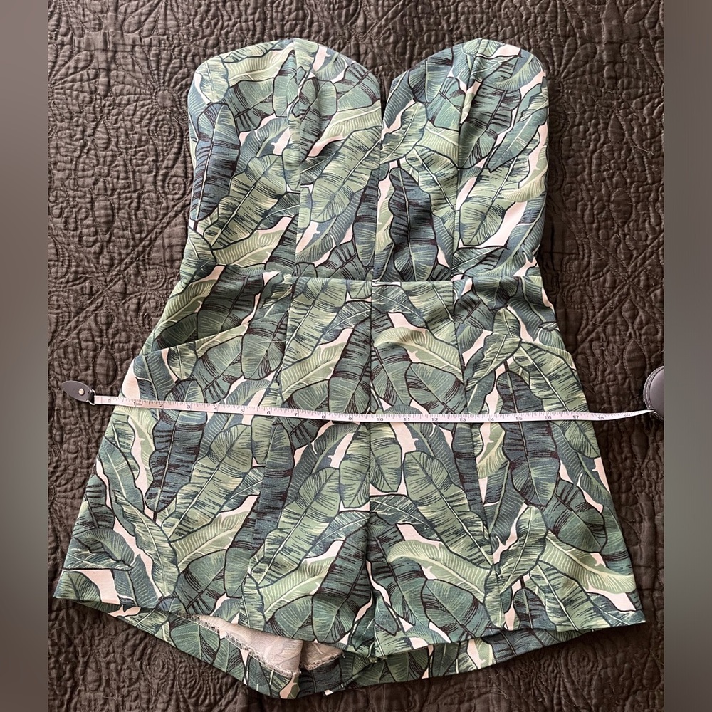 H&M Conscious size 6 u.s.